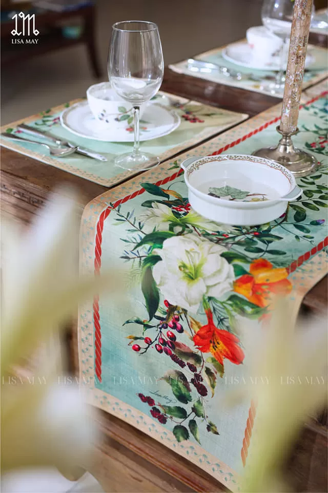 Đồ vải cho bàn ăn hoa đồng nội