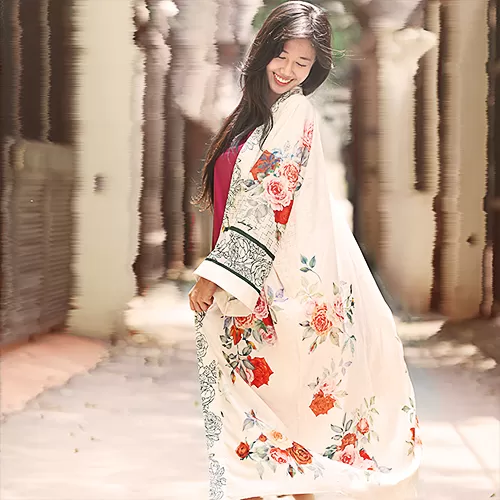 Áo kimono hoa hồng