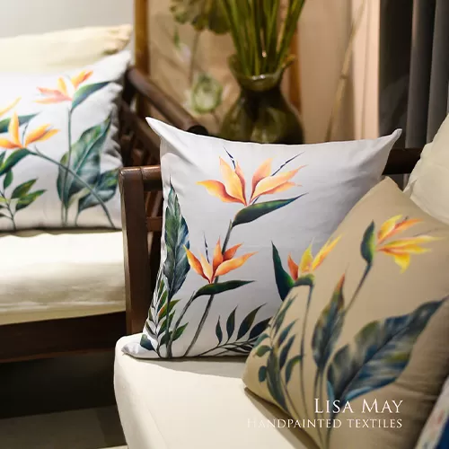 Gối tựa hoa thiên điểu