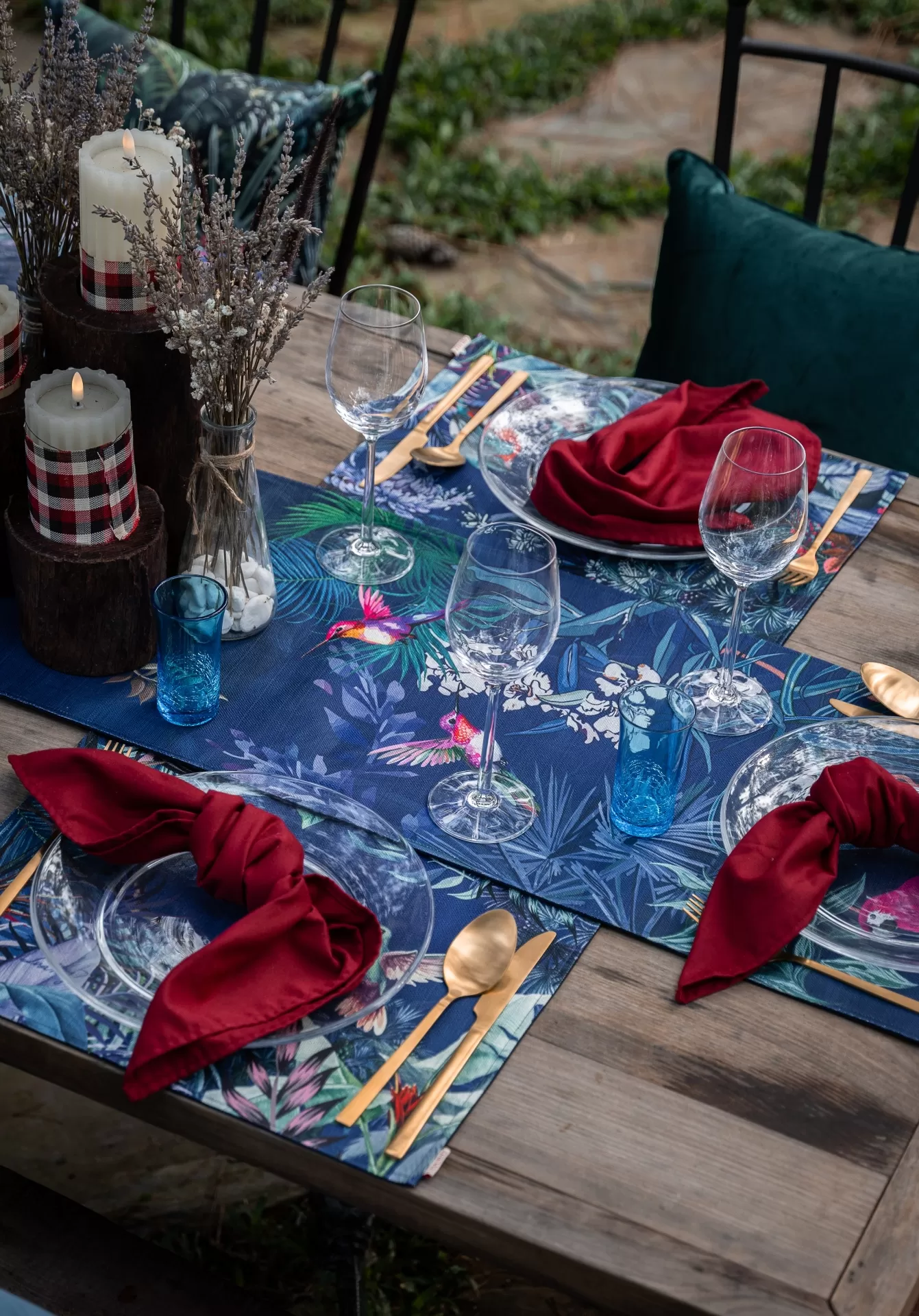 Đồ vải cho bàn ăn họa tiết nhiệt đới