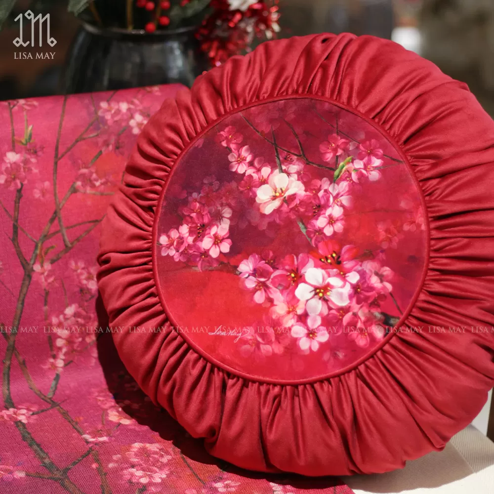 Gối tròn thiết kế họa tiết hoa đào (DG-HD5b)