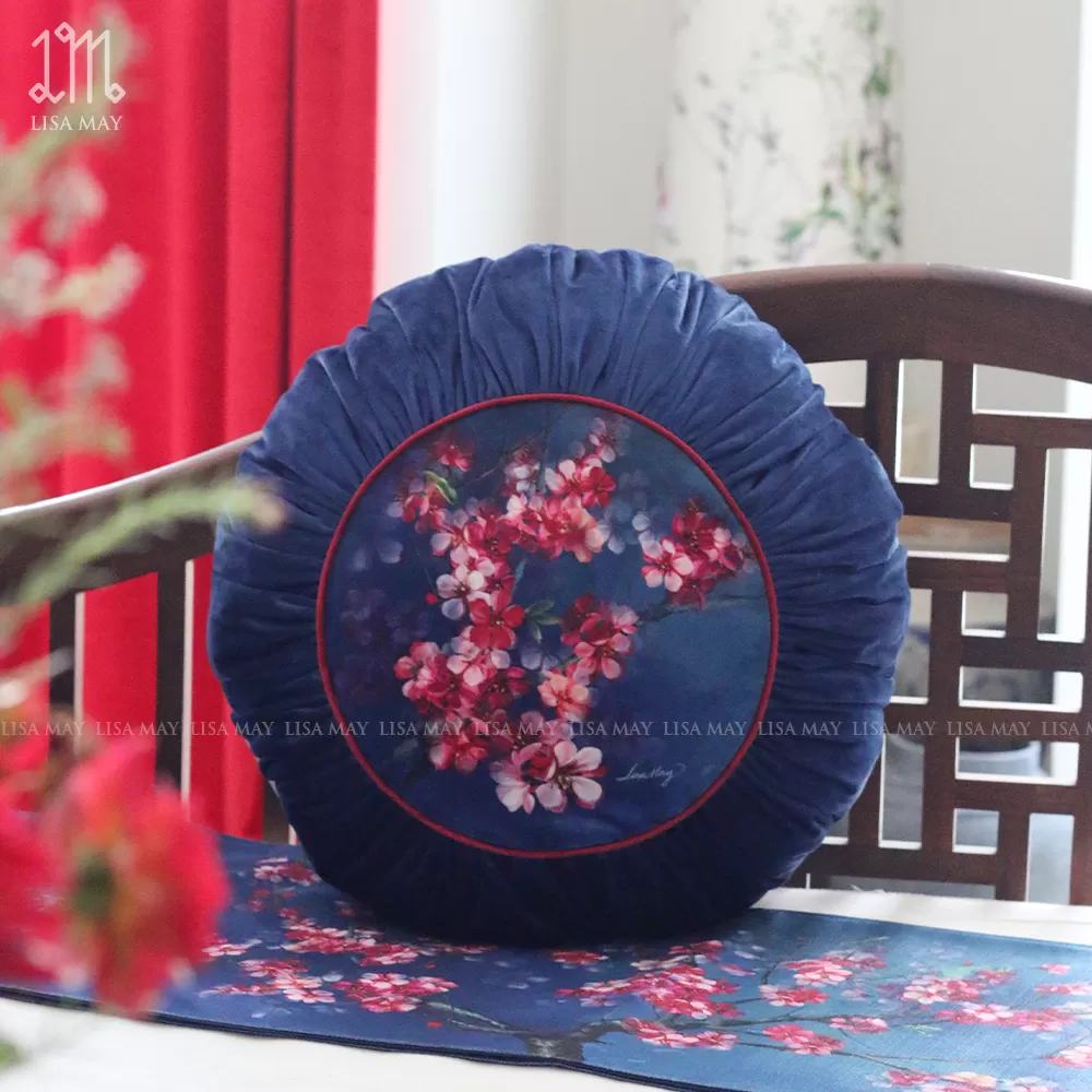 Gối tròn thiết kế họa tiết hoa đào (DG-HD5c)