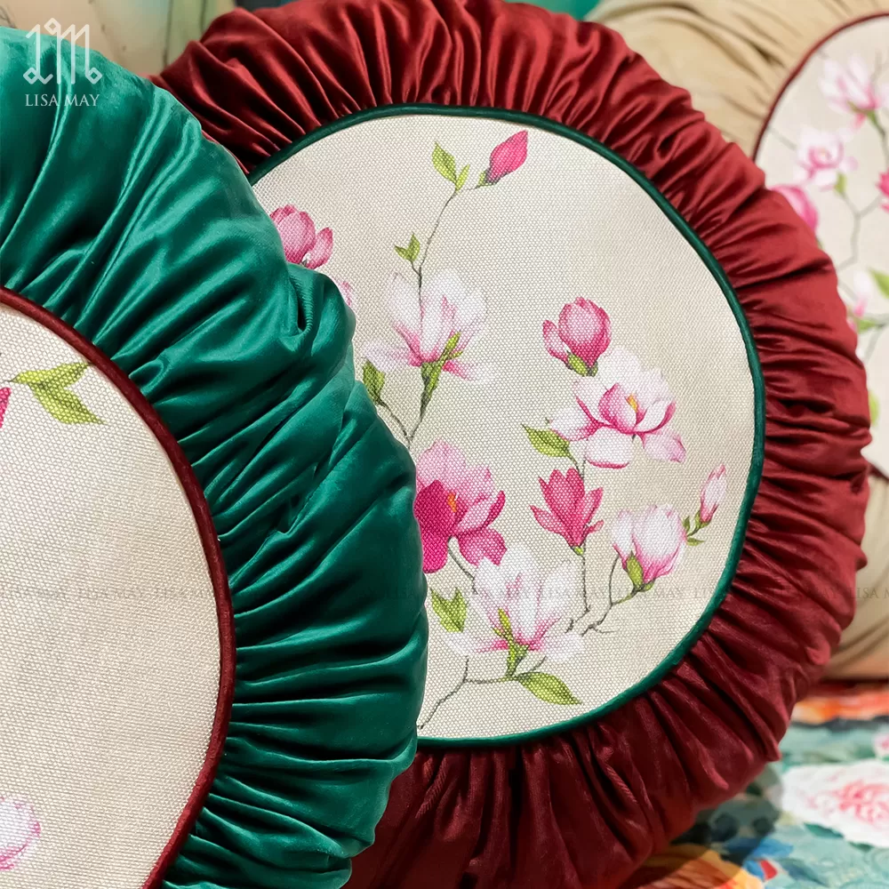 Gối tròn thiết kế họa tiết hoa mộc lan đáp nhung (DG-ML01b)