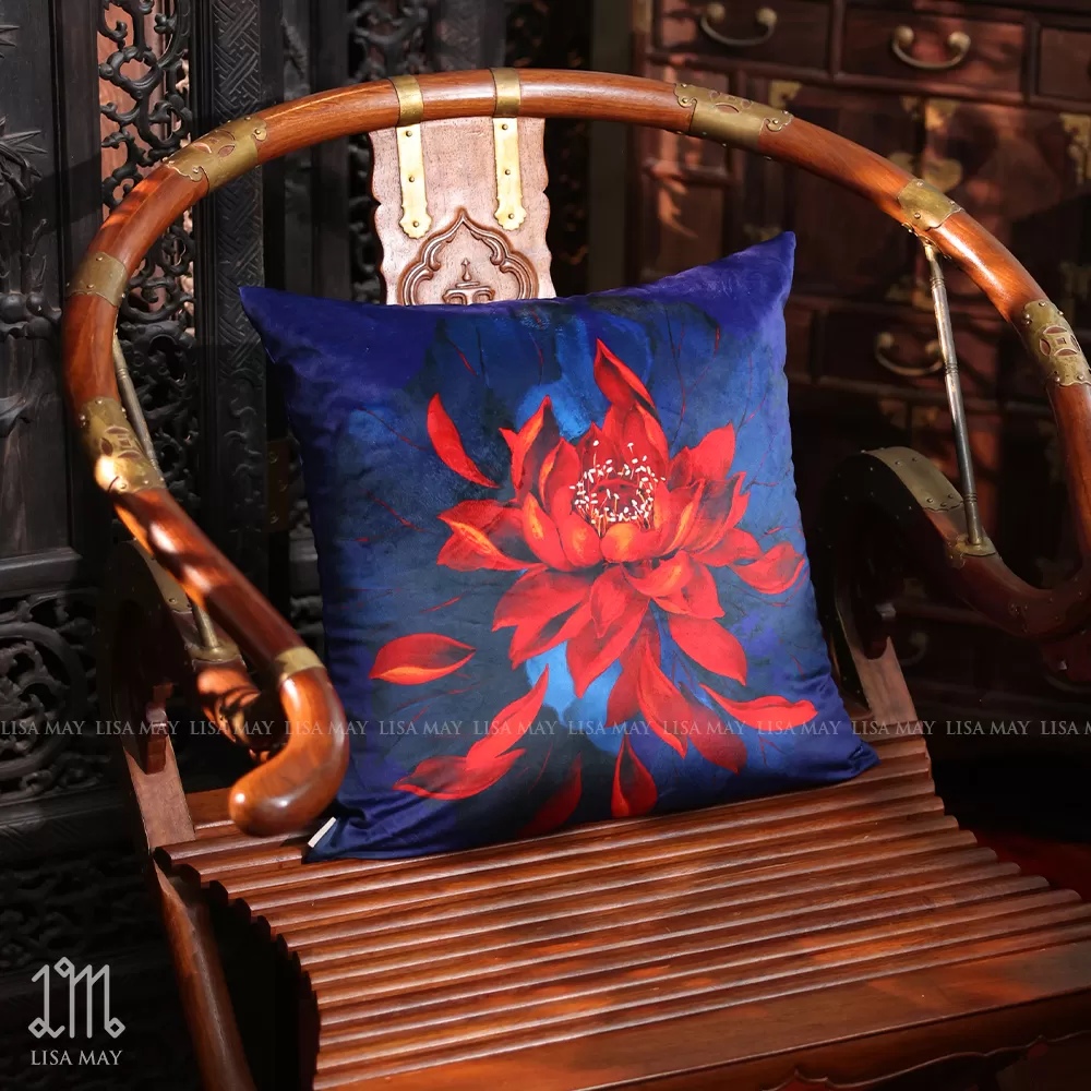 Gối vuông thiết kế họa tiết hoa sen đỏ (DG-SD01d)