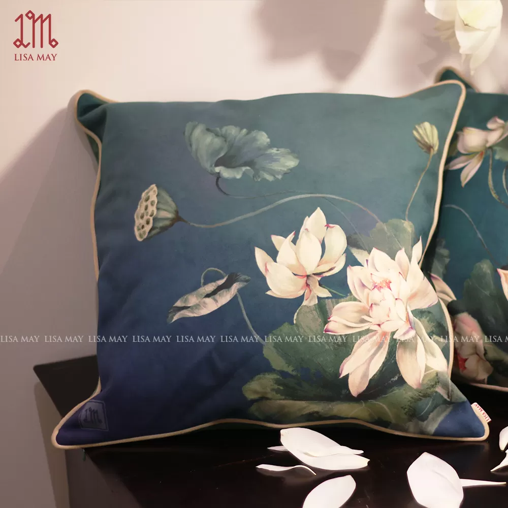 Gối vuông thiết kế họa tiết hoa sen trắng (DG-ST01e)