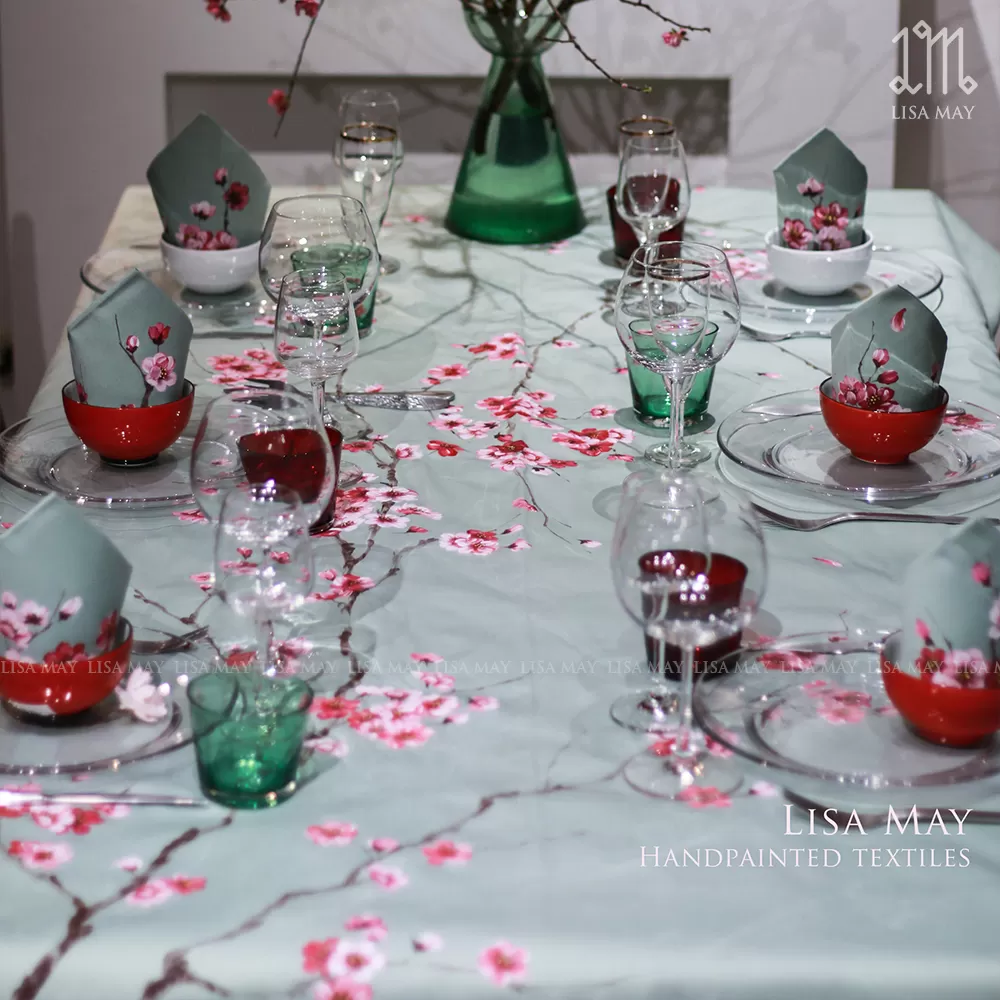 Khăn phủ bàn hoa đào 