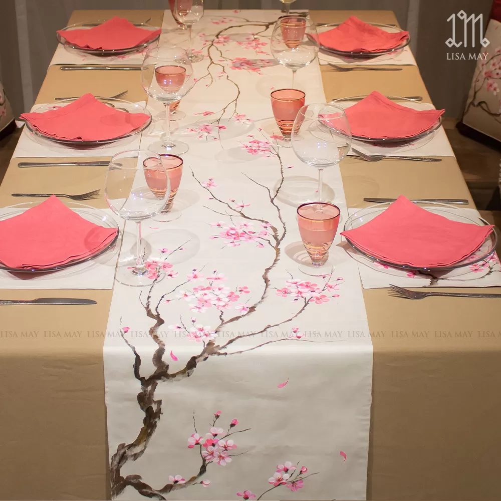 Runner vẽ tay họa tiết hoa đào