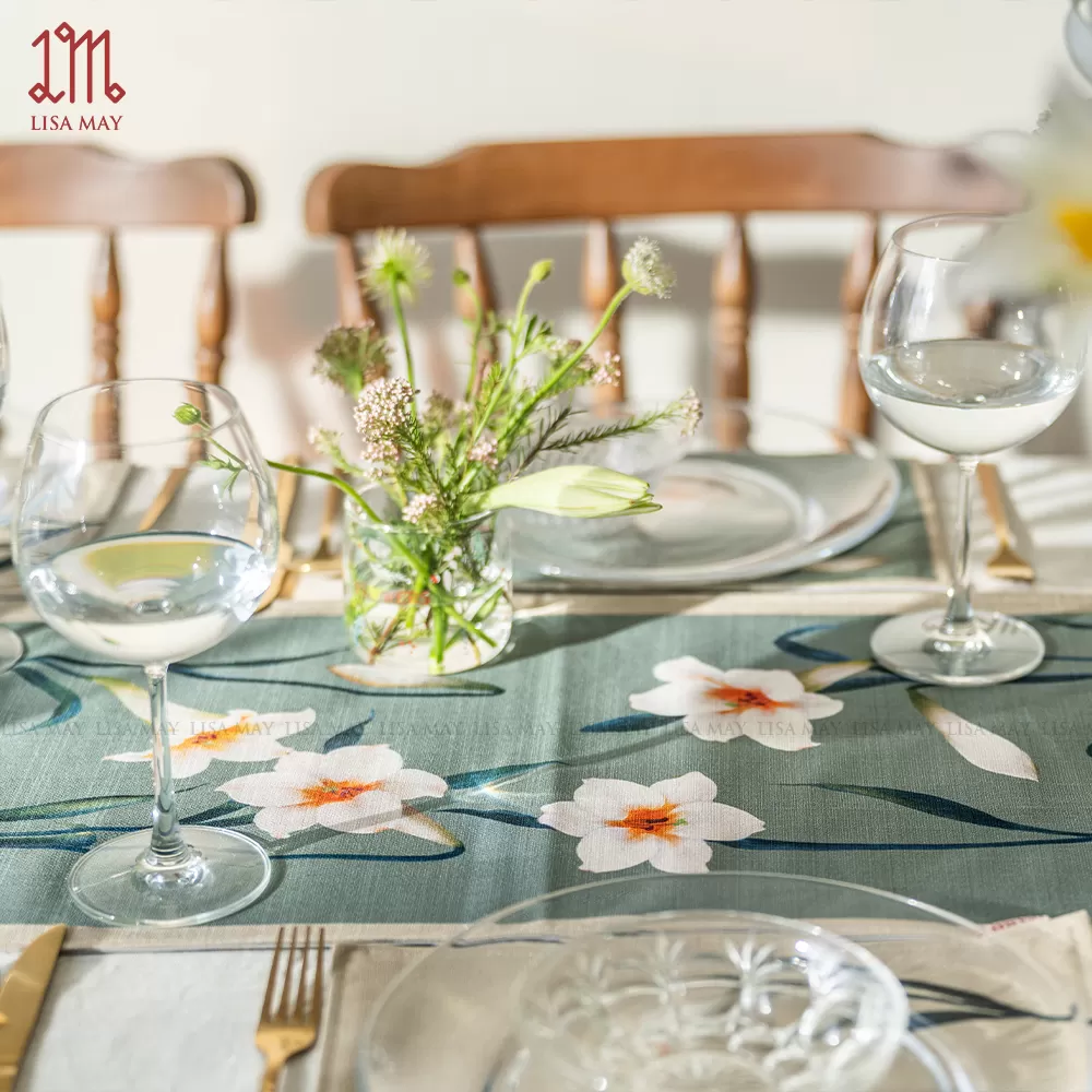 Runner thiết kế họa tiết hoa loa kèn (DR-LK004)