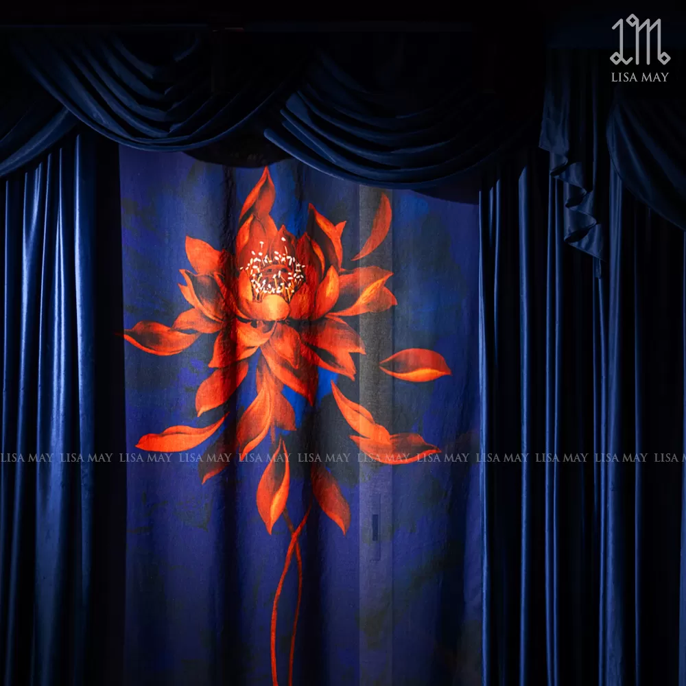 Rèm vải voan thiết kế họa tiết hoa sen đỏ (DC-SD)