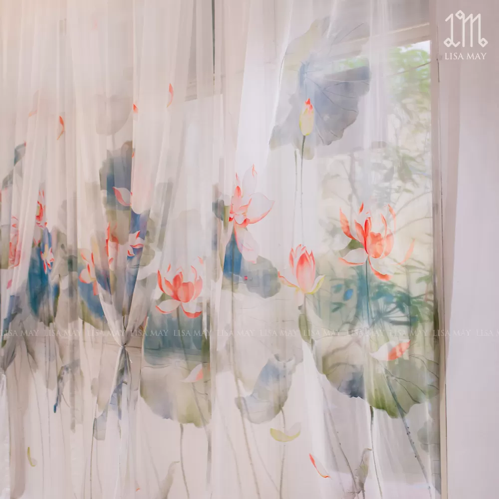 Rèm vải voan thiết kế họa tiết hoa sen đỏ (DC-SH01)