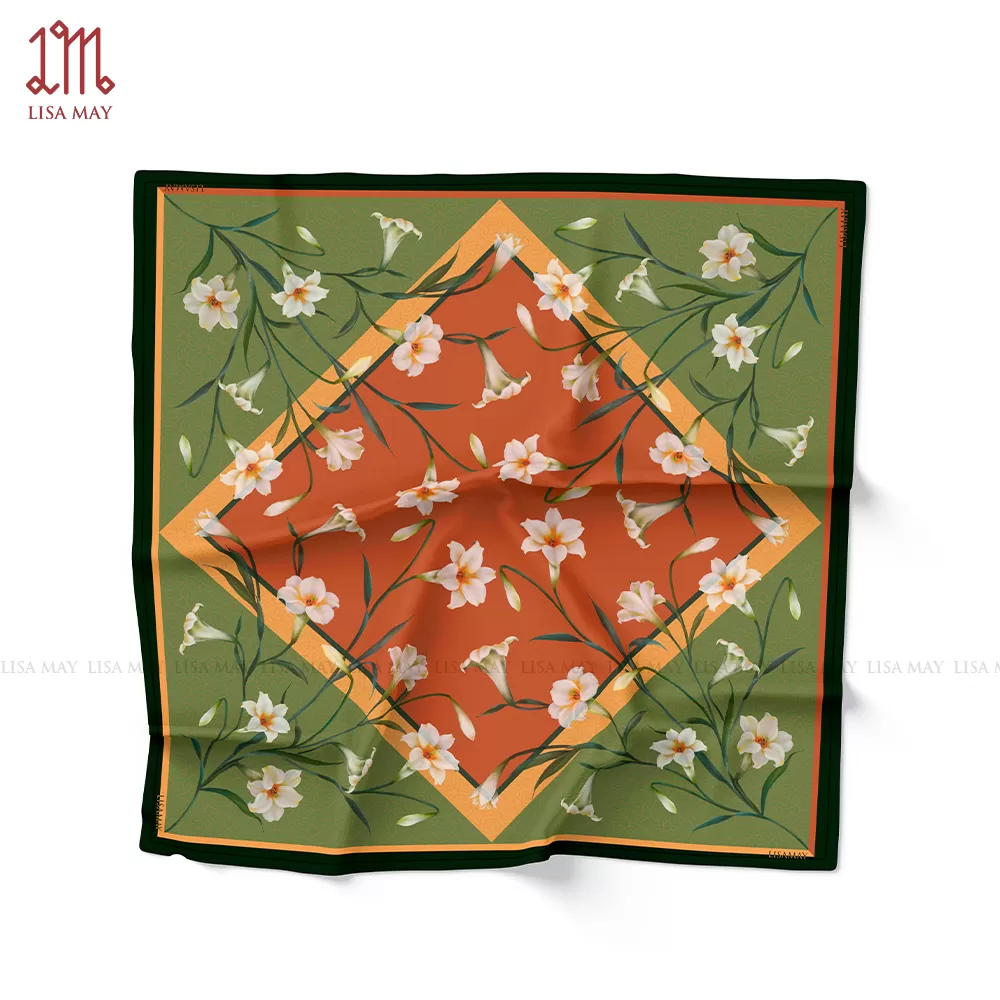 Khăn lụa hoa loa kèn 