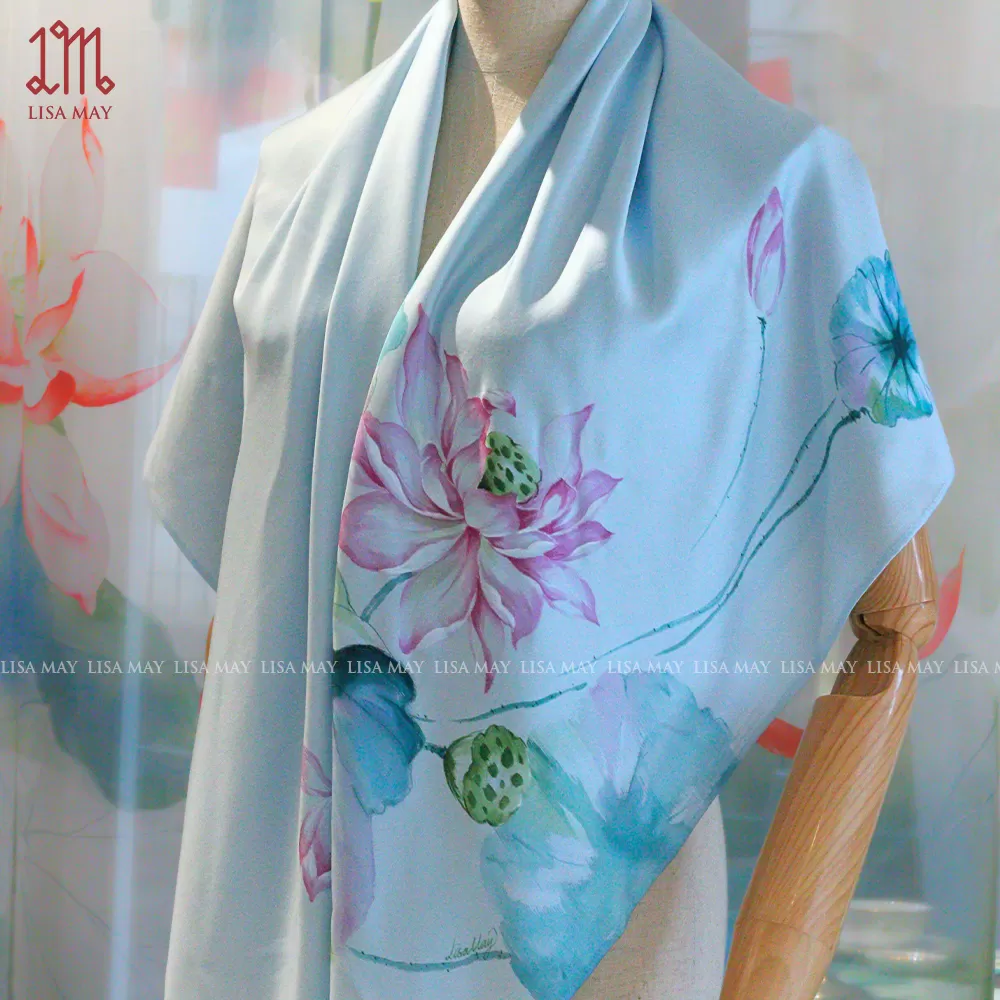 Khăn lụa tơ tằm vẽ tay họa tiết Sen Hồng (HKV-SHc)