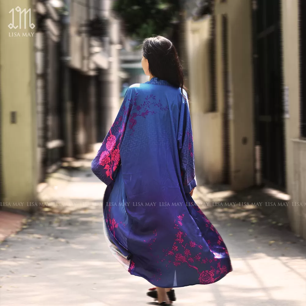 Áo kimono thiết kế họa tiết hoa hồng nền xanh than (DK-MD01b)